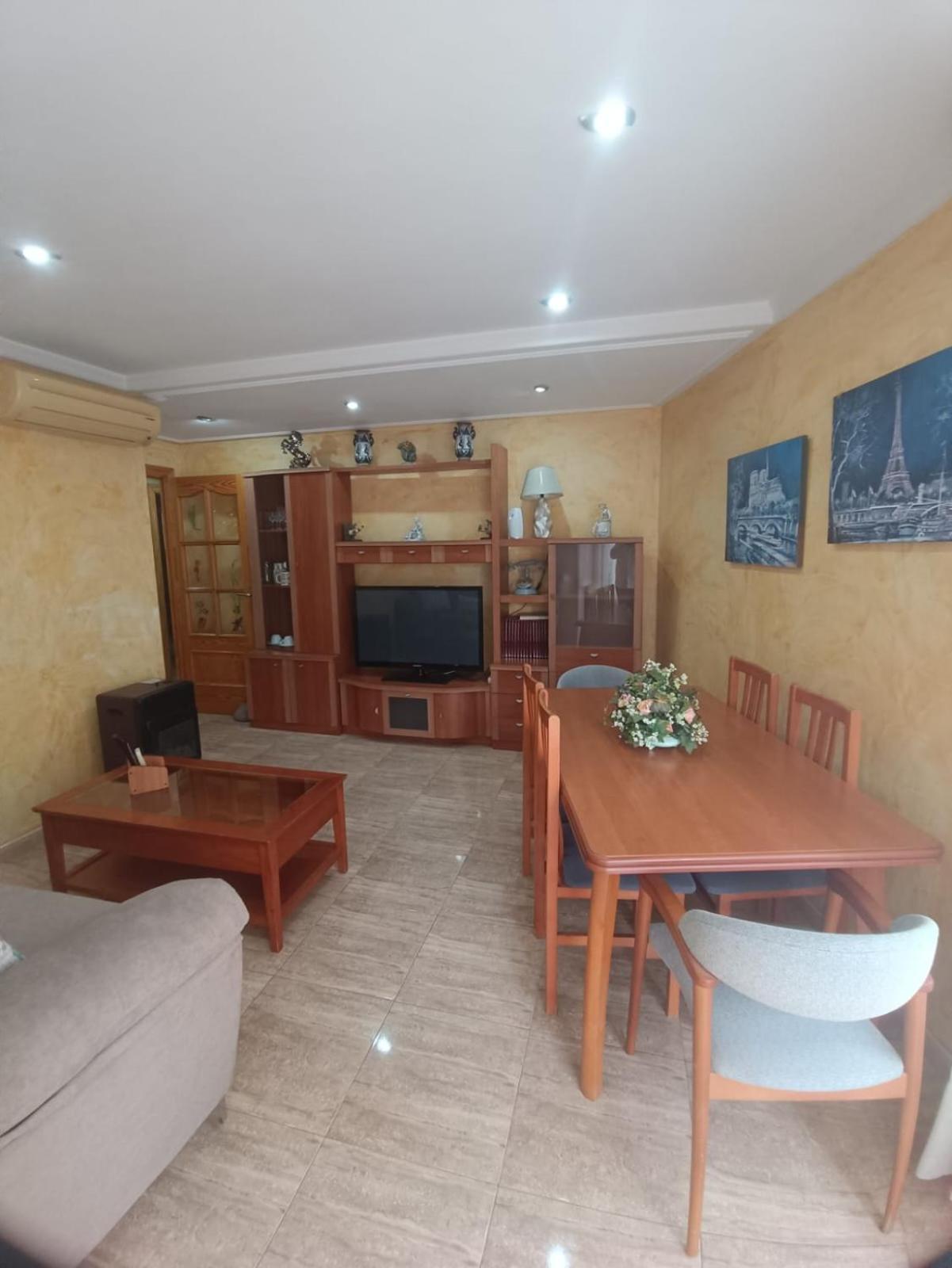 Pet Friendly - Apartamento Centrico Y Cerca De La Playa Santa Pola Exterior photo
